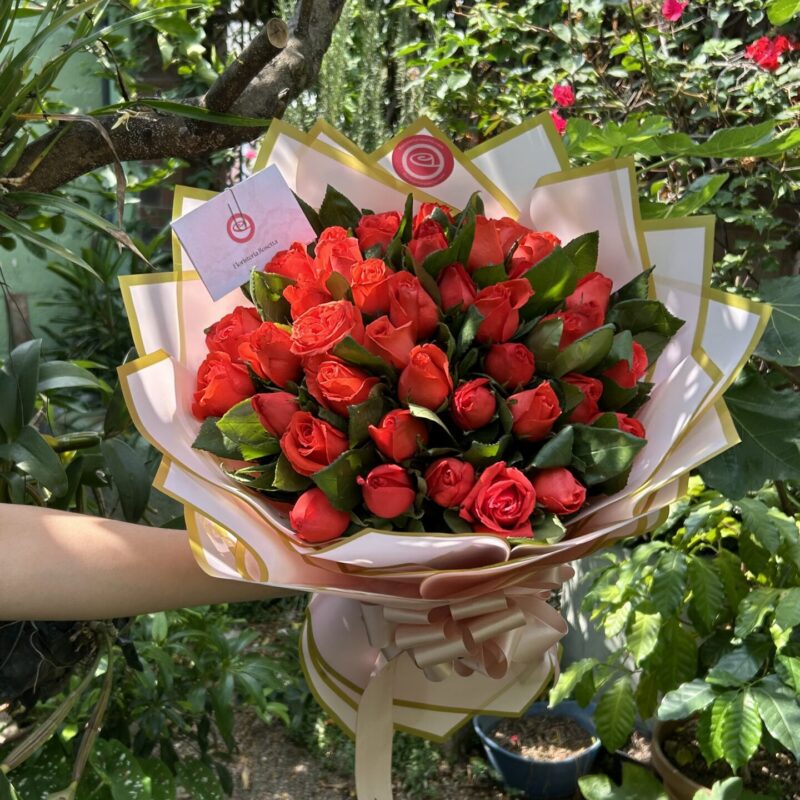 Ramo de 48 rosas