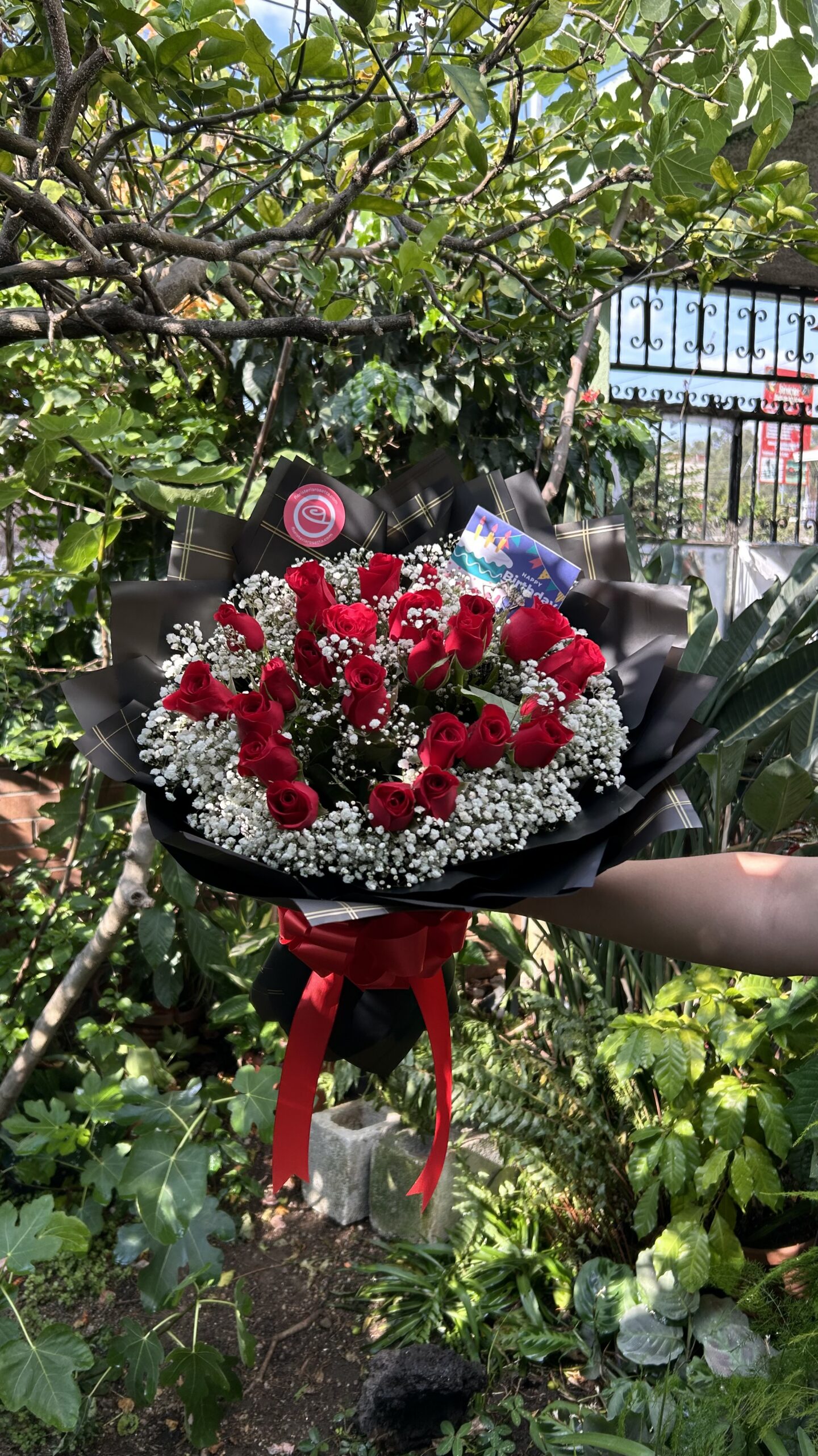 Ramo Amor 24 Rosas - Imagen 2