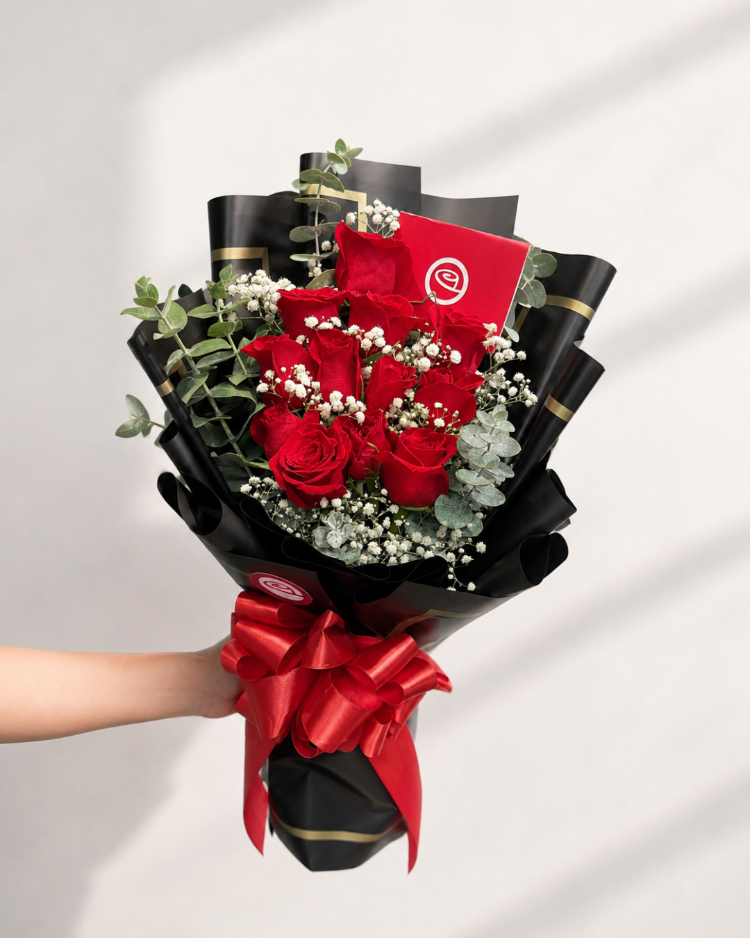 Ramo de 12 rosas rojas